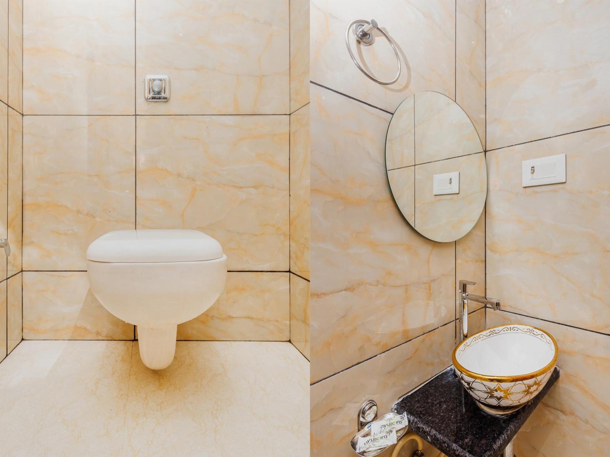 Hotel Era Мумбаи Экстерьер фото